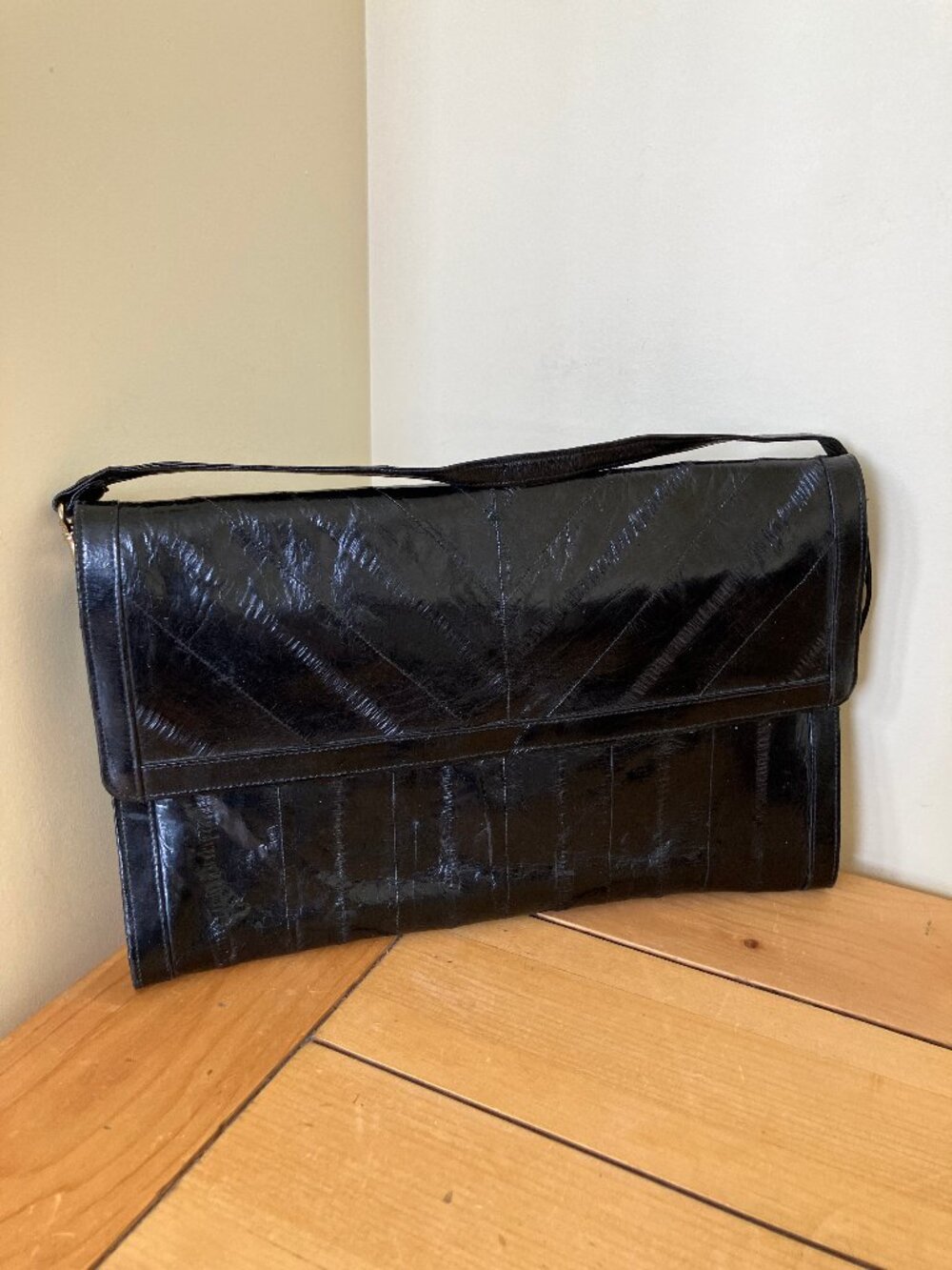 Eel Skin Leather Black Shiny Patent Clutch Purse Shoulder Bag Multi Pocket
